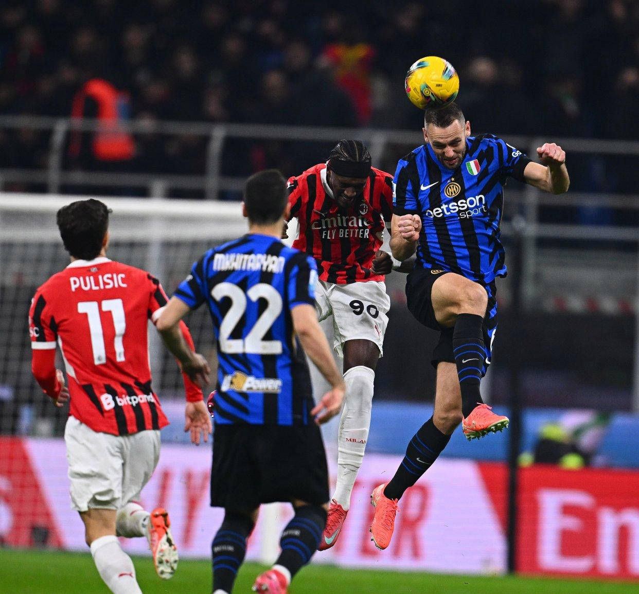 AC米兰主力球员状态神勇，连续进球的简单介绍